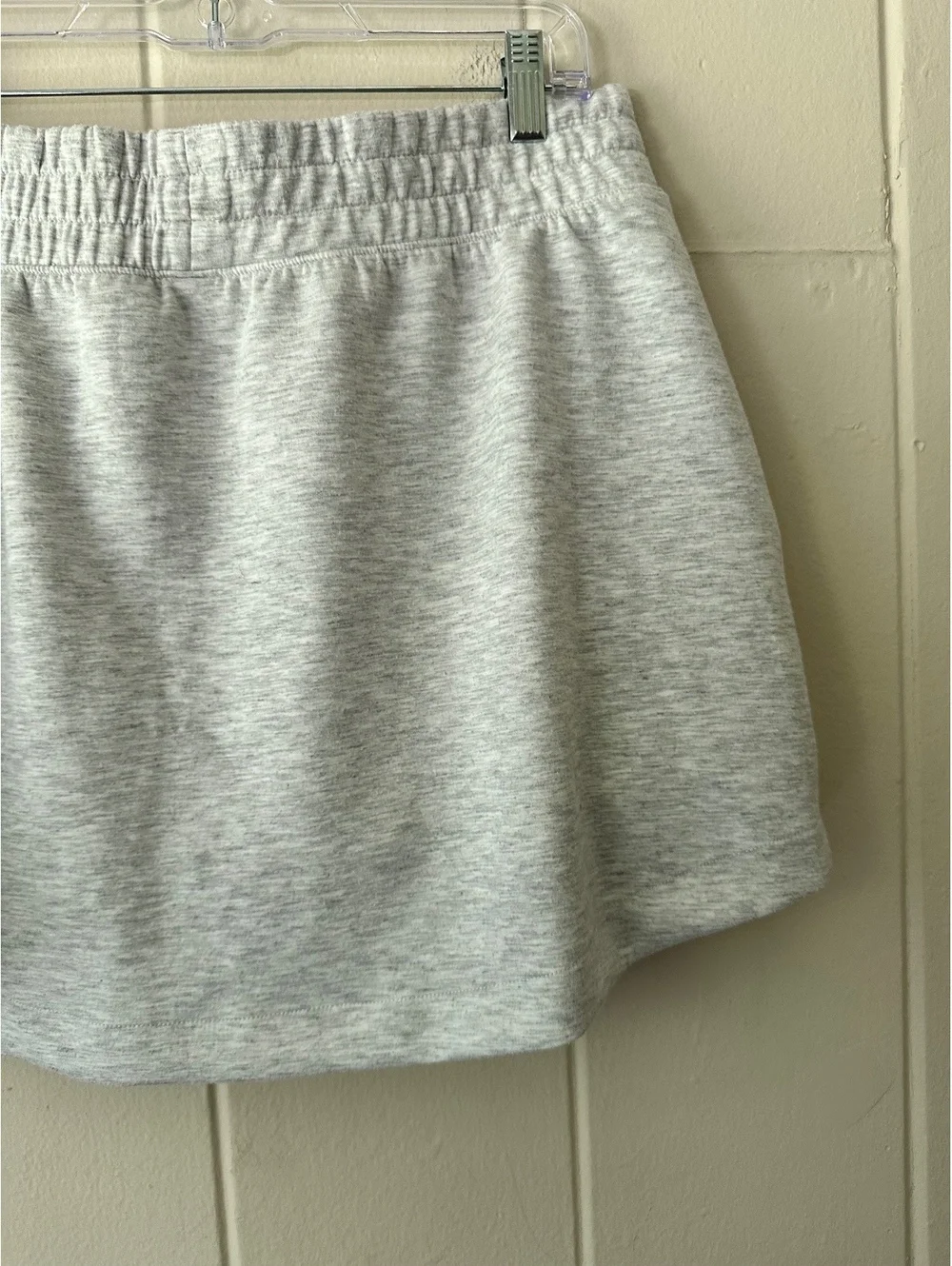 Yogalicious Scuba Zuri Skort with Pockets Light Gray Tennis Skirt Size XL